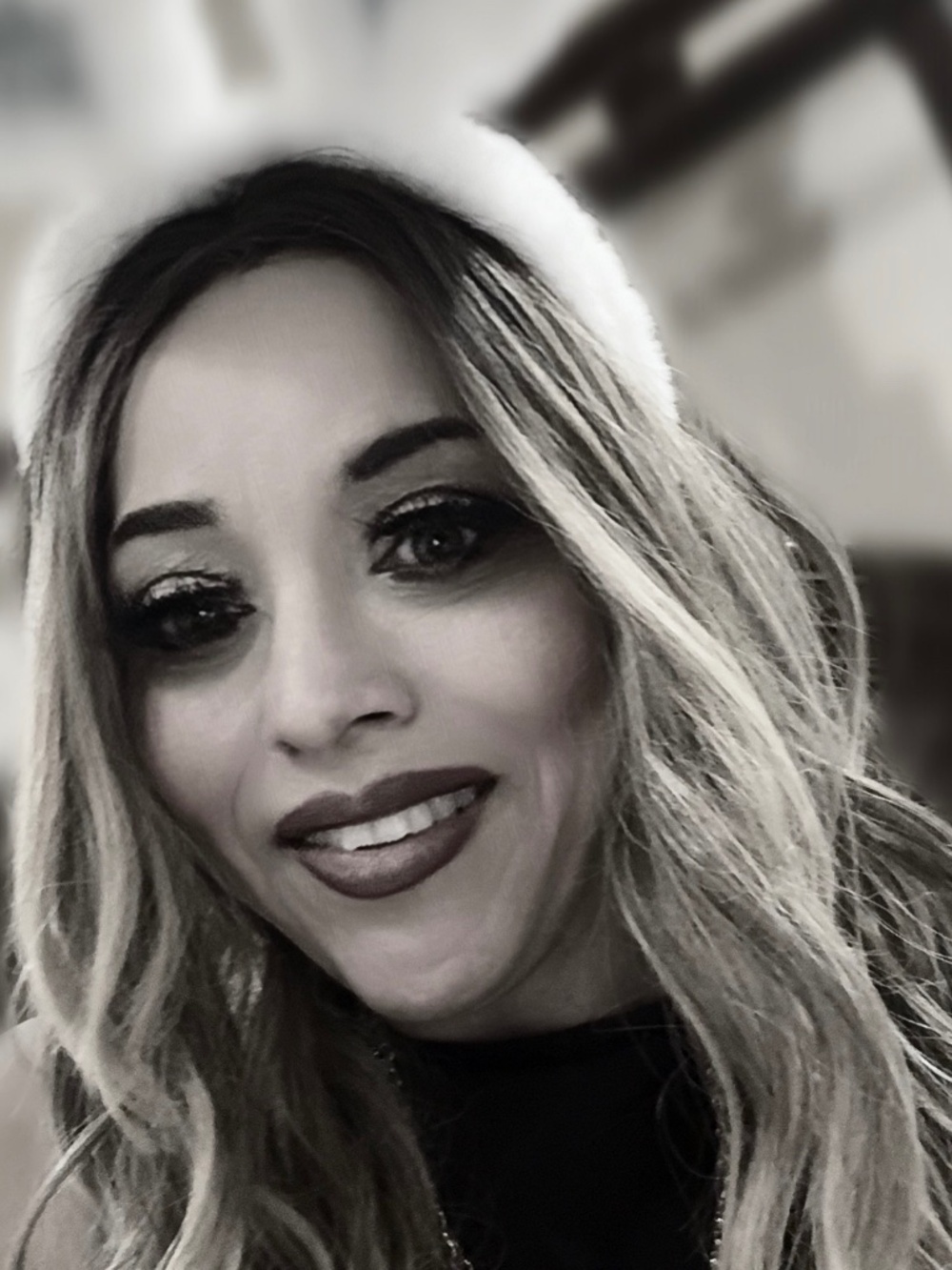 Meet your Posher, Marivel